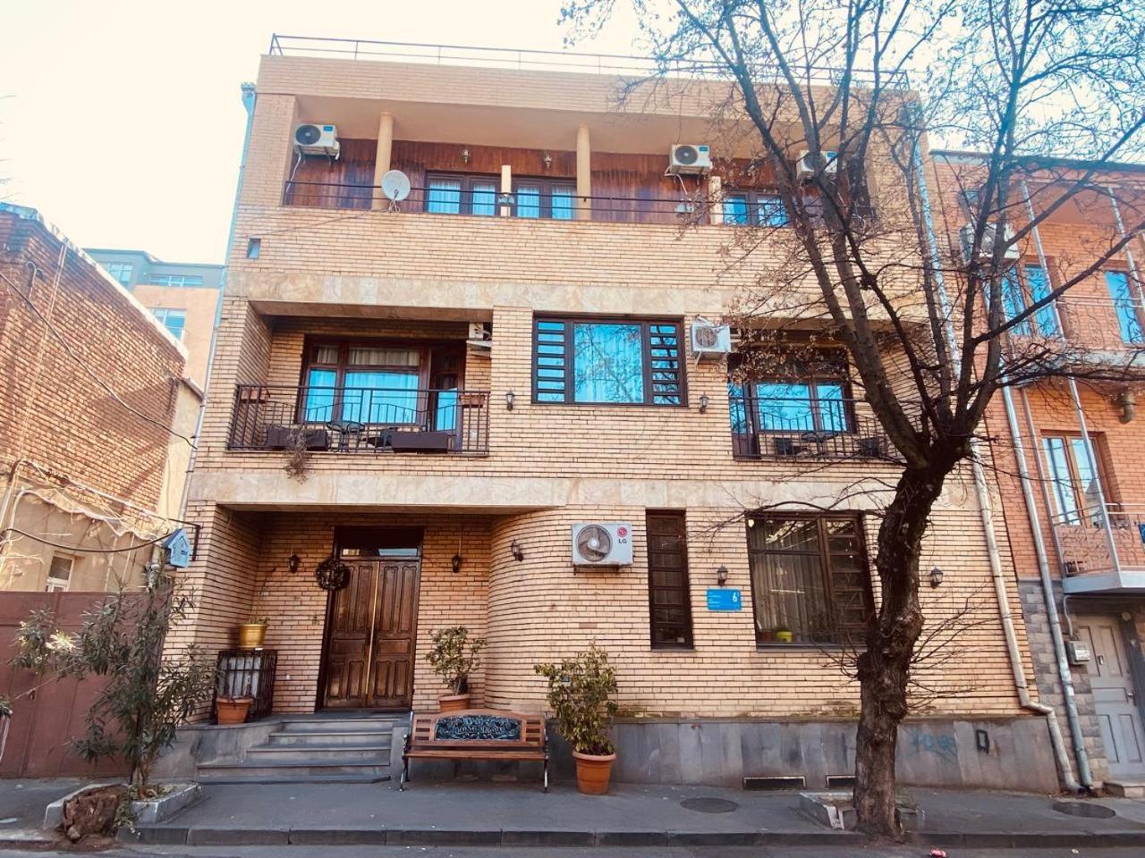 Hotel Home Τυφλίδα Εξωτερικό φωτογραφία